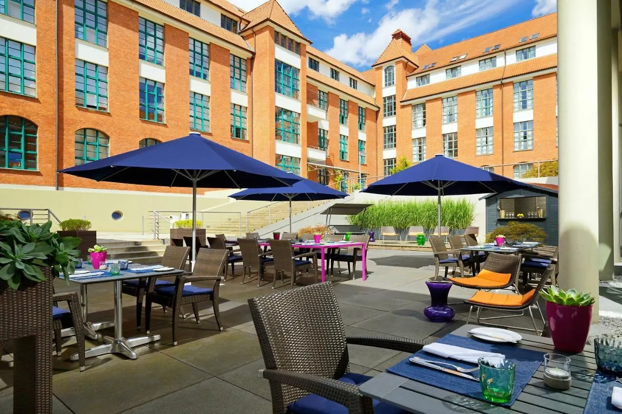 Sheraton Hannover Pelikan Hotel 4*,