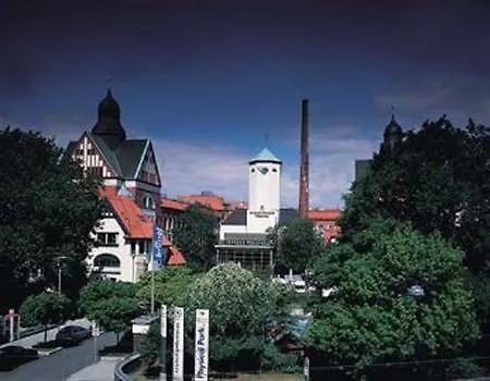 Sheraton Hannover Pelikan Hotel 4*,